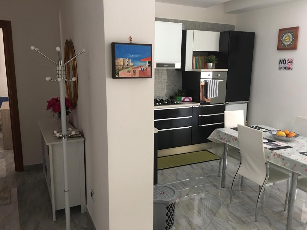 Supera Napoli Apartment Екстер'єр фото