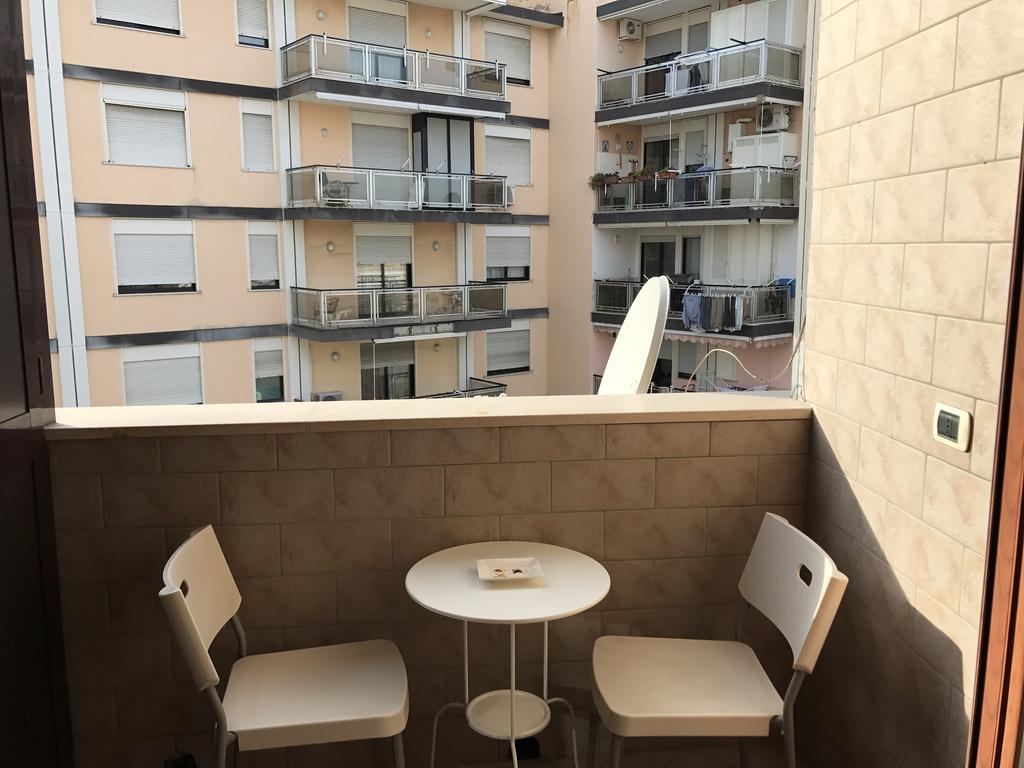 Supera Napoli Apartment Екстер'єр фото