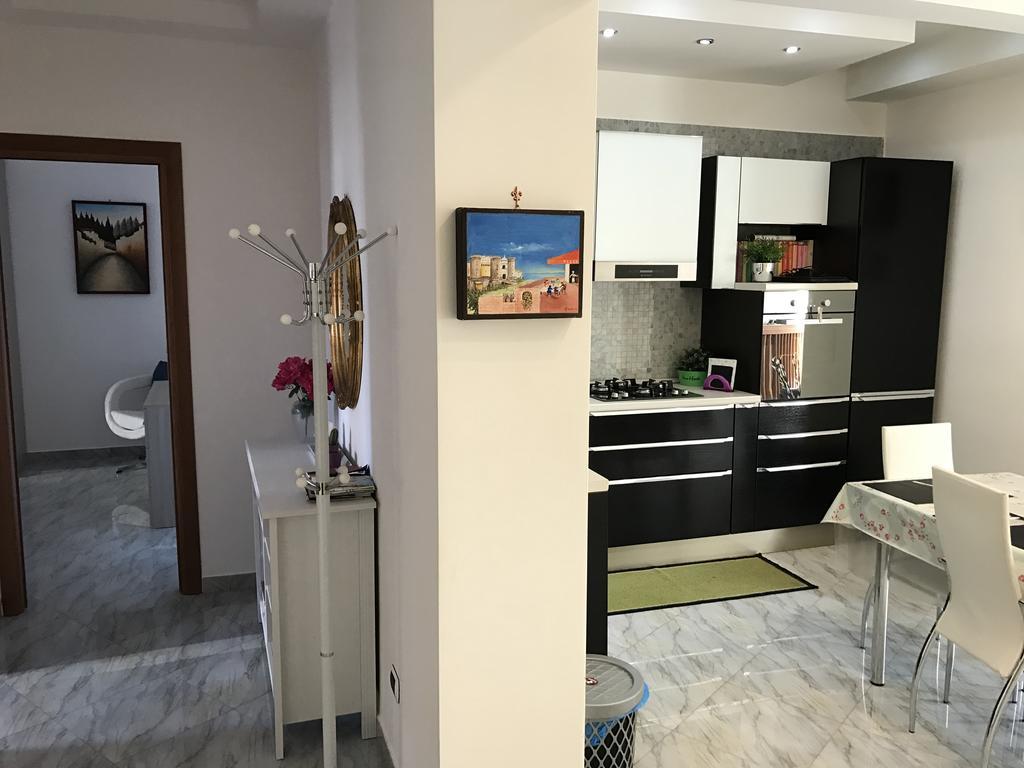 Supera Napoli Apartment Екстер'єр фото