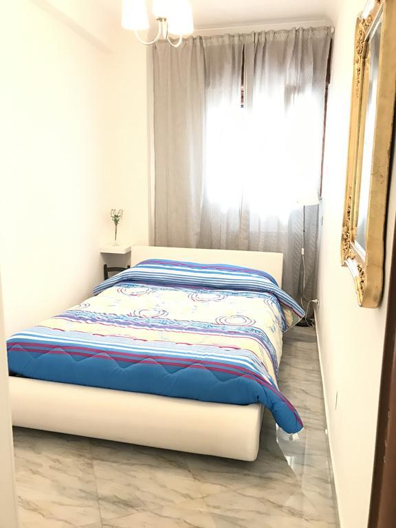 Supera Napoli Apartment Екстер'єр фото